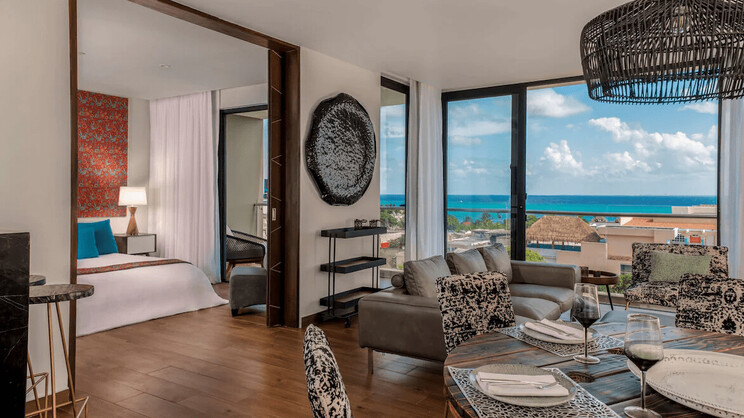 The Fives Downtown Hotel & Residences